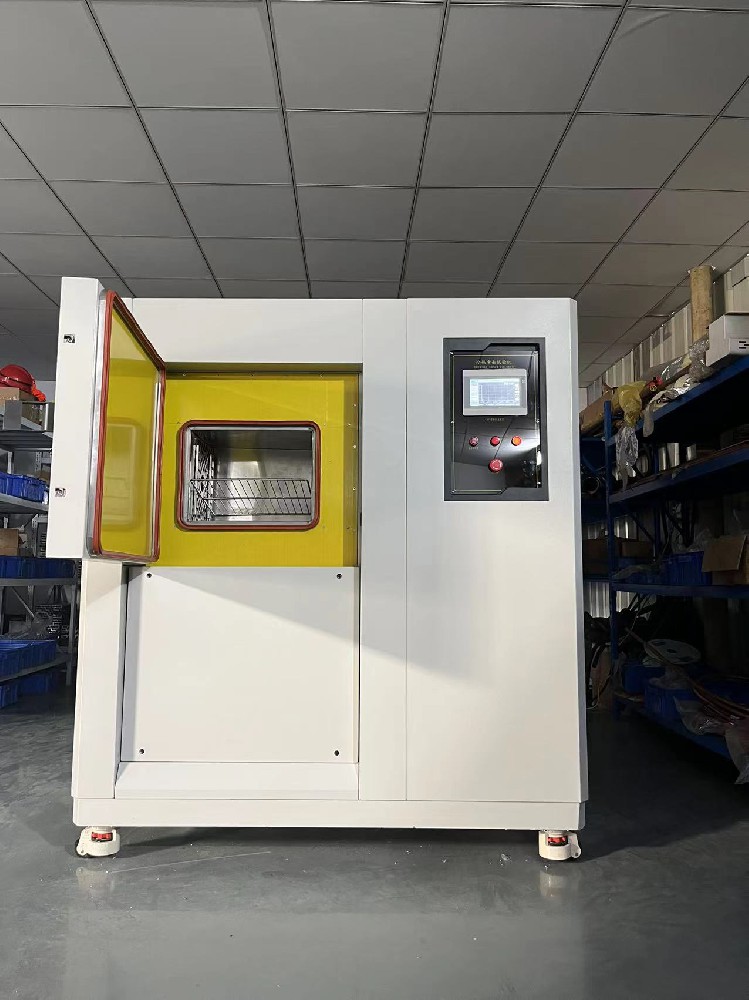 这样的步入式高低温试验室谁都想选购